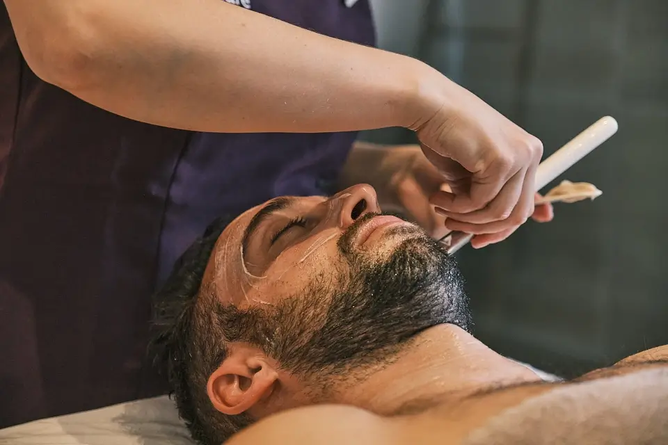 Instant Douc’heure : votre destination pour des soins pour homme à Épinal